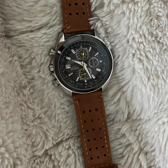 Citizen Men's Brown and Silver Watch - Picture 2 of 4